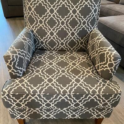 Gray/White side chair