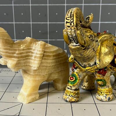 2 Small Elephant Figurines 