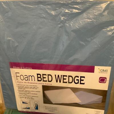 Bed wedge