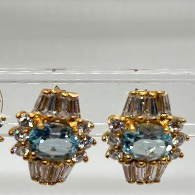LOT 5: Collection of 5 Pairs of Pierced Earrings