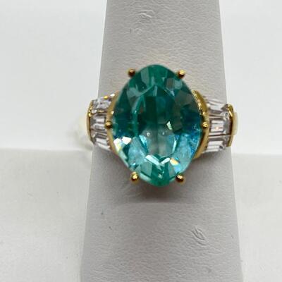 LOT 54: Sterling Silver Green Apatite & CZ Size 8 Ring
