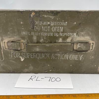 Vintage military ammo box N335
