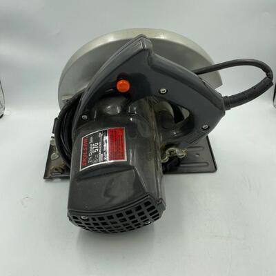 Skilsaw 71/4â€circular saw