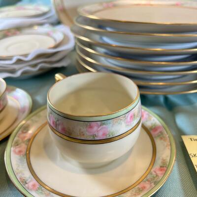 Set Of Austrian Fine China, Limoges Nappy, Havalnd French plate,