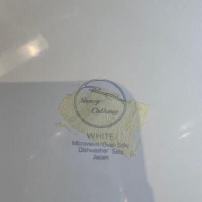 White Nancy Calhoun Japanese Dinner Plates and 6 gold Lenox Chargers