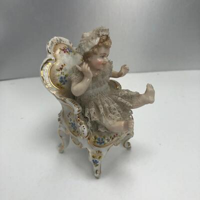 Vinatge Figurines and 2 mirror stands