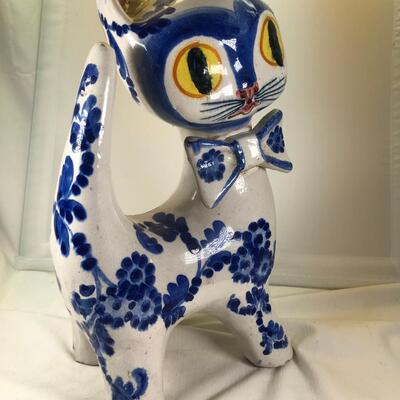 Big Eued Italian Cat Ceramic Figurine