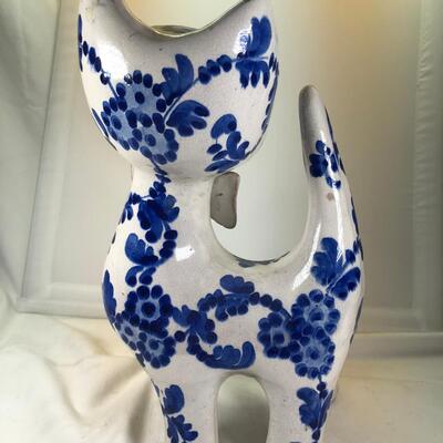 Big Eued Italian Cat Ceramic Figurine