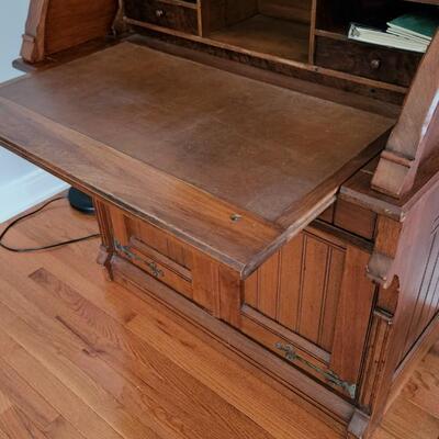 1800's Antique Roll Top Cylinder Desk with Chair 37wx23Dx65H