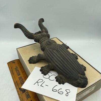 Cast iron boot jack