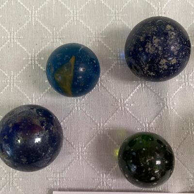 Label in box says Canadian marbles