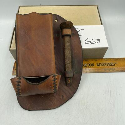Leather matchbox holder