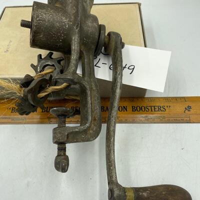 Grinder-patented October 16,1906