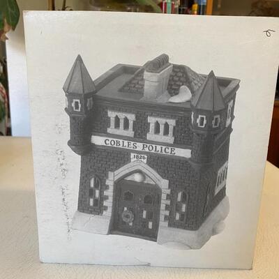 Department 56 ~ COBLES  POLICE STATION ~ 1825