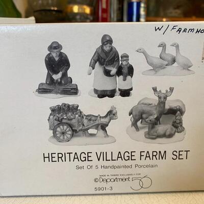 Department 56~ Heritage Village Farm Set
