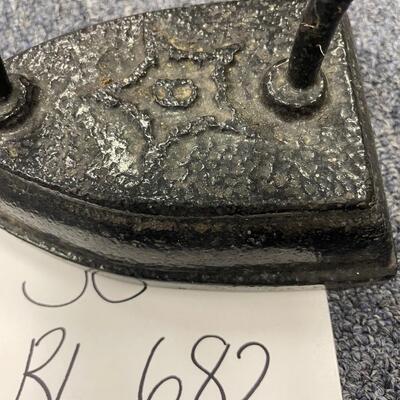 Geneva Sad iron