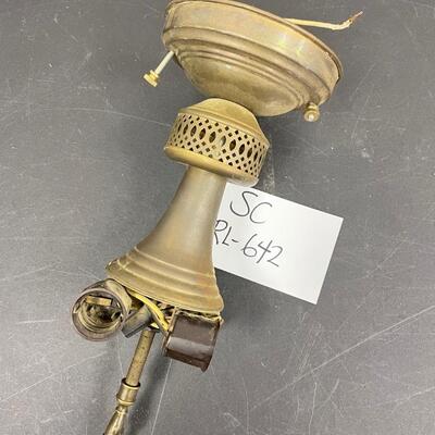 Brass ceiling light fixture