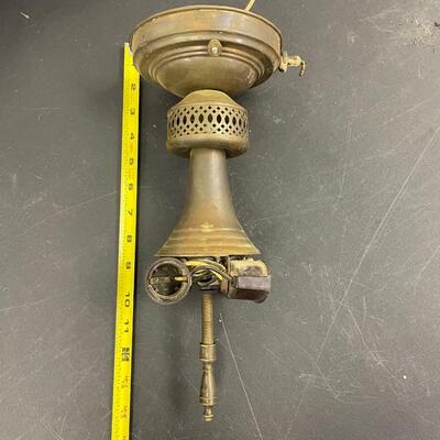 Brass ceiling light fixture