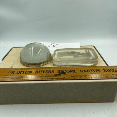 2 paperweights with vintage pictures