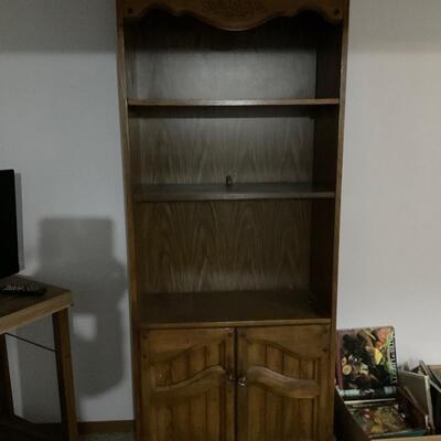 Tall shelving cabinet