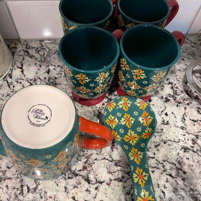 Pioneer woman mugs and spoon rest lot