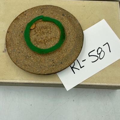 Pottery ash tray
