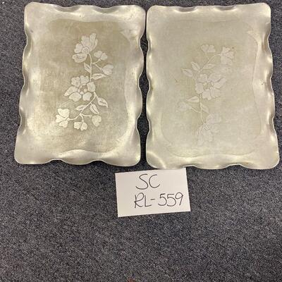 Set of 2 rectangular aluminum trays