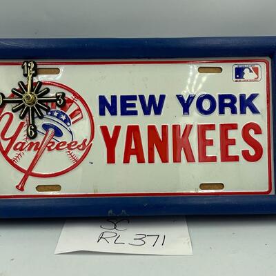 New York Yankees clock