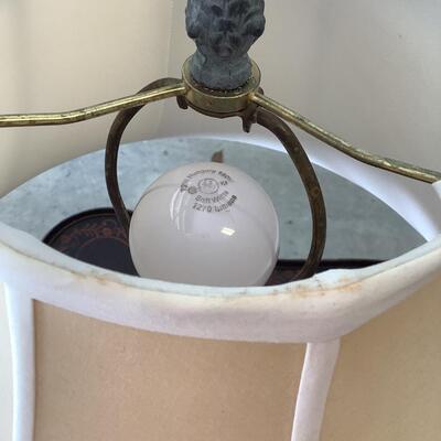 2 decorative lamps with metal bases