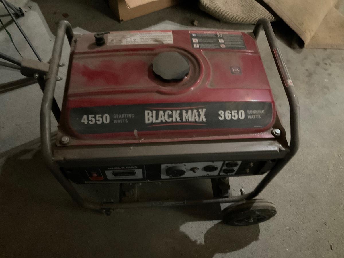 Black Max 3650 generator
