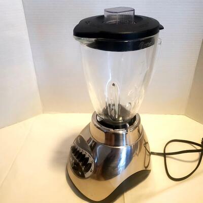 Oster 12 Speed Blender - Hardly Used