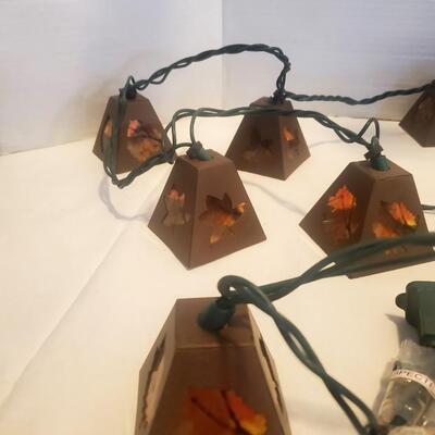 2 Strings of Patio Lights with Leaf Design - Works