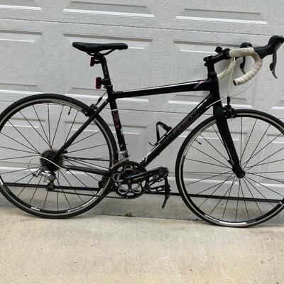 2016 Trek Alexa SL Womenâ€™s 10 speed bike, aluminum