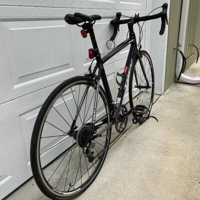 2014 Trek 1.5 10 speed aluminum Menâ€™s bike