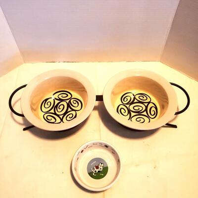 Diva Pet Food Bowls with Stand in Pink & Black + Small Bowl