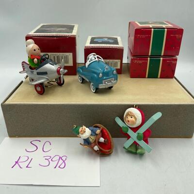 4 transportation ornaments