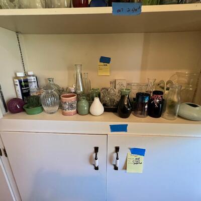 Floral 1 shelf, ceramic, glass vases and floral supplies
