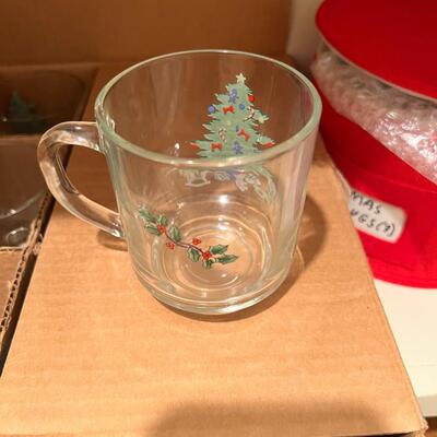 Green cut crystal goblets green stem glasses christmas dessert plates Mugs