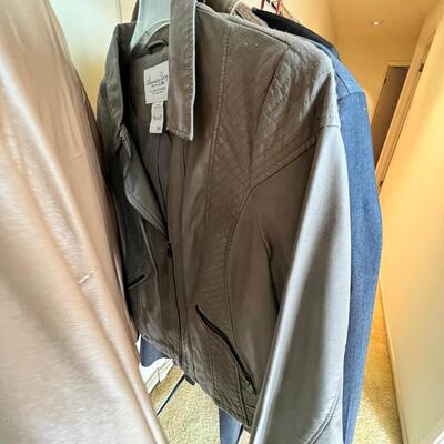 ladies Jackets and coats size L-2X