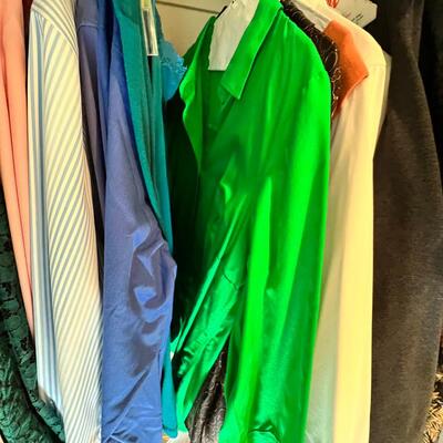 left side closet Woman's clothing