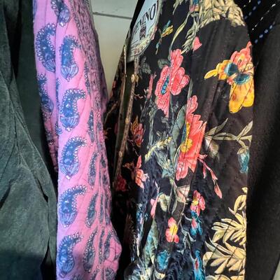 left side closet Woman's clothing