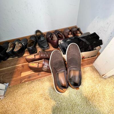 Men's clothing suits, ties, size 11 shoes