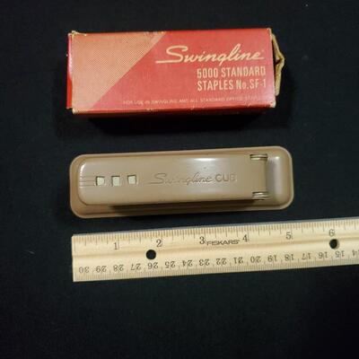 Vintage Swingline Cub Heavy Duty Stapler & Staples