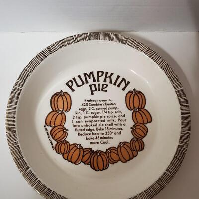 Royal China Co. USA - Pumpkin Pie Plate with Recipe