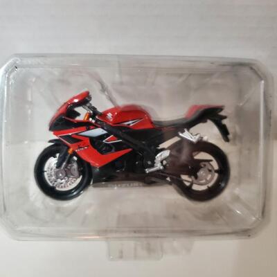 Suzuki GSX-R Sports Bike Collectable Toy Motorcycle