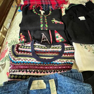 Holiday woman's sweaters large sizes