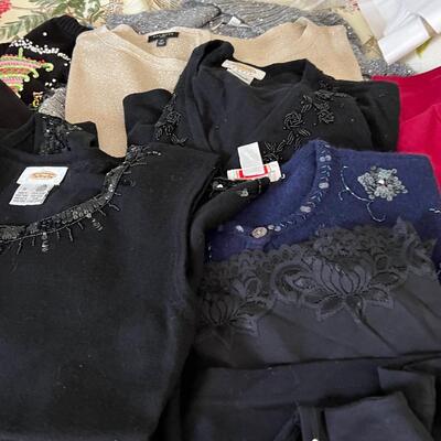 Holiday woman's sweaters large sizes
