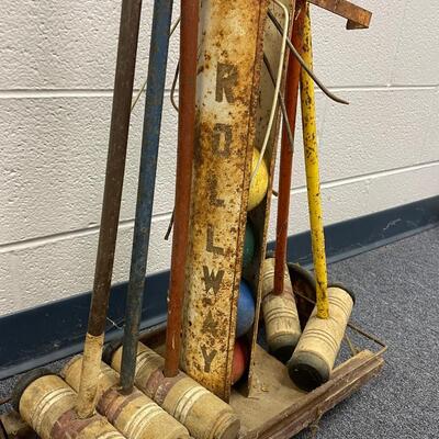 Rollaway croquet set