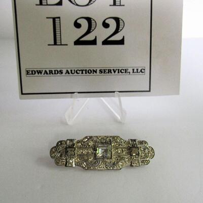 Neat Art Deco Rhinestone Broach