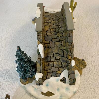 LEMAX ~OLDE Stone Bridge